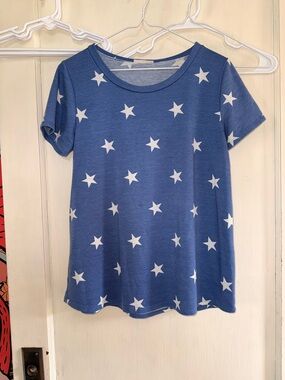 Blue Star Print Short Sleeve Tee